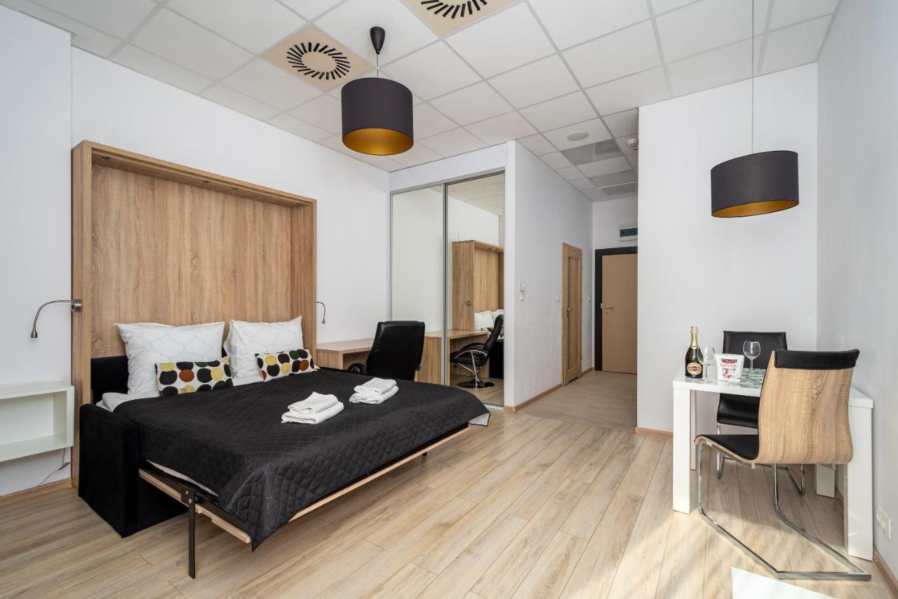 Varsovla Apartments ภายนอก รูปภาพ
