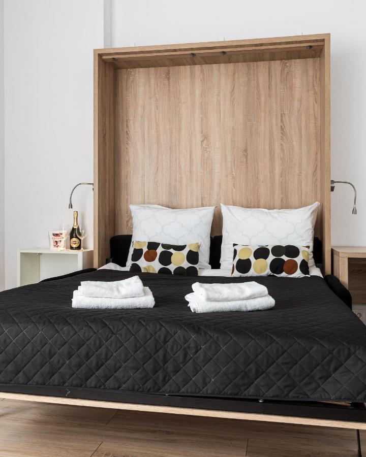 Varsovla Apartments ภายนอก รูปภาพ